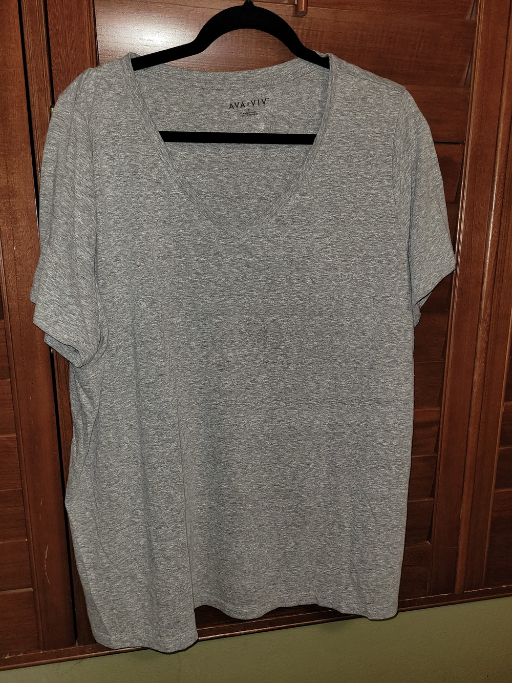 Ava & Viv Light Heather Gray V-Neck Long Sleeve Tee